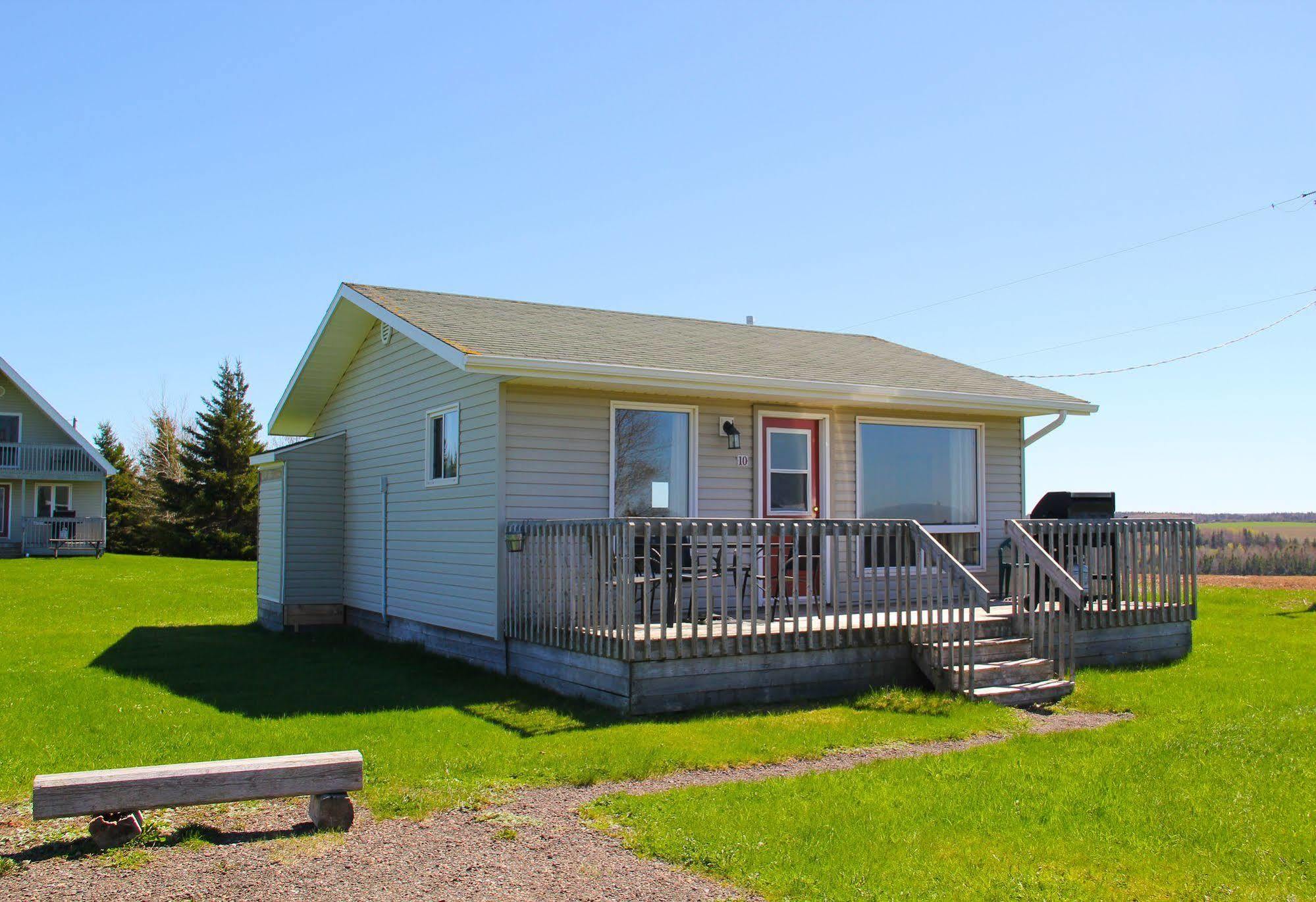 Swept Away Cottages 캐번디시 외부 사진